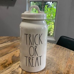 Medium sized halloween canister
